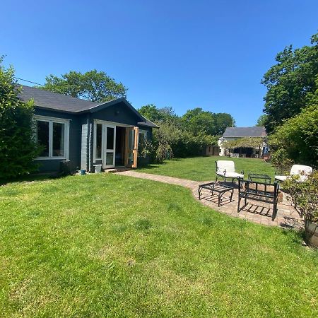 Modern Summerhouse リミントン エクステリア 写真